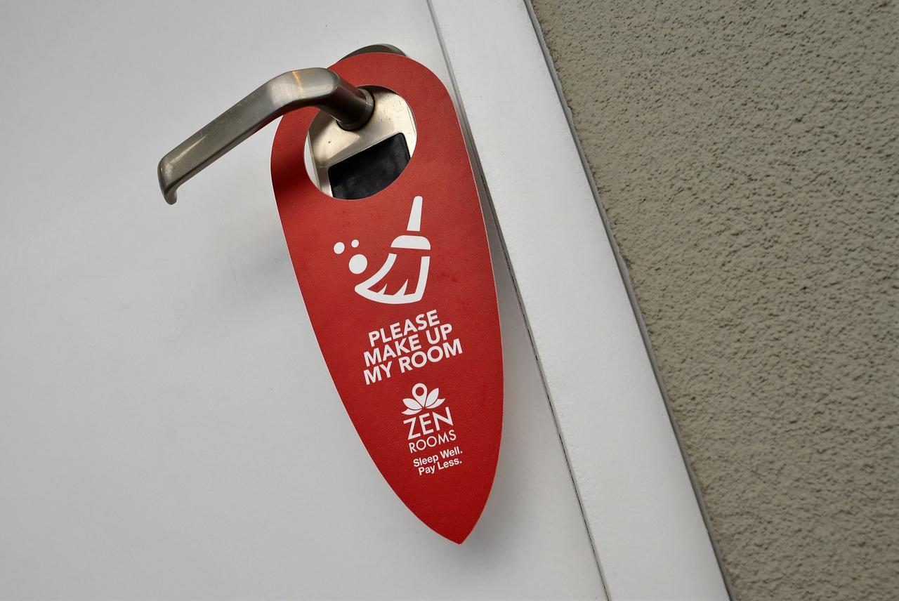 Zen Rooms Kuta Tuban Suites エクステリア 写真