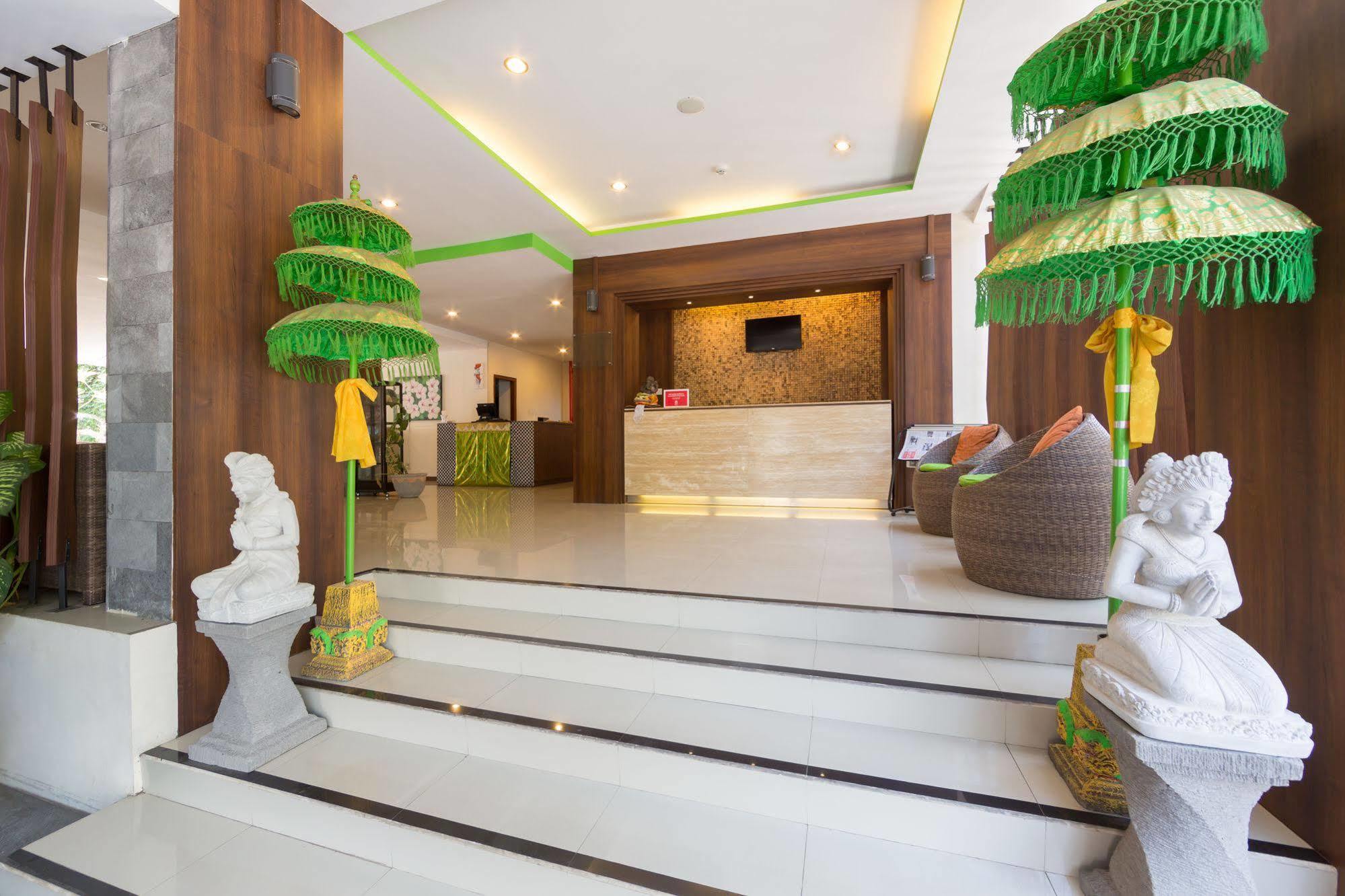 Zen Rooms Kuta Tuban Suites エクステリア 写真